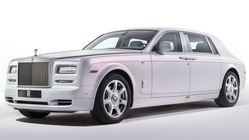 Kettering Limo Hire White Phantom Car | White Phantom Car Limo Hire Kettering