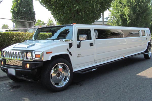 Kettering White Hummer Limo Hire