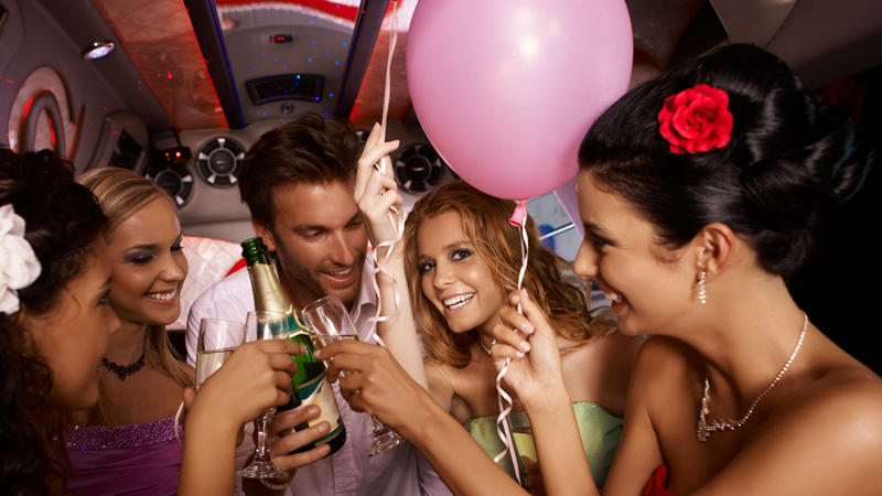 Kettering Limo Hire Birthday | Limo Hire Kettering Bithday Party
