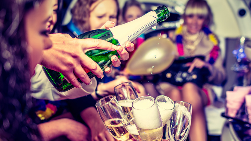 Kettering Limo Hire Hen & Stag Night Party | Limo Hire Kettering Hen & Stag Night Party